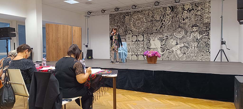 Cig&aacute;ny/Roma Mesemond&oacute; verseny