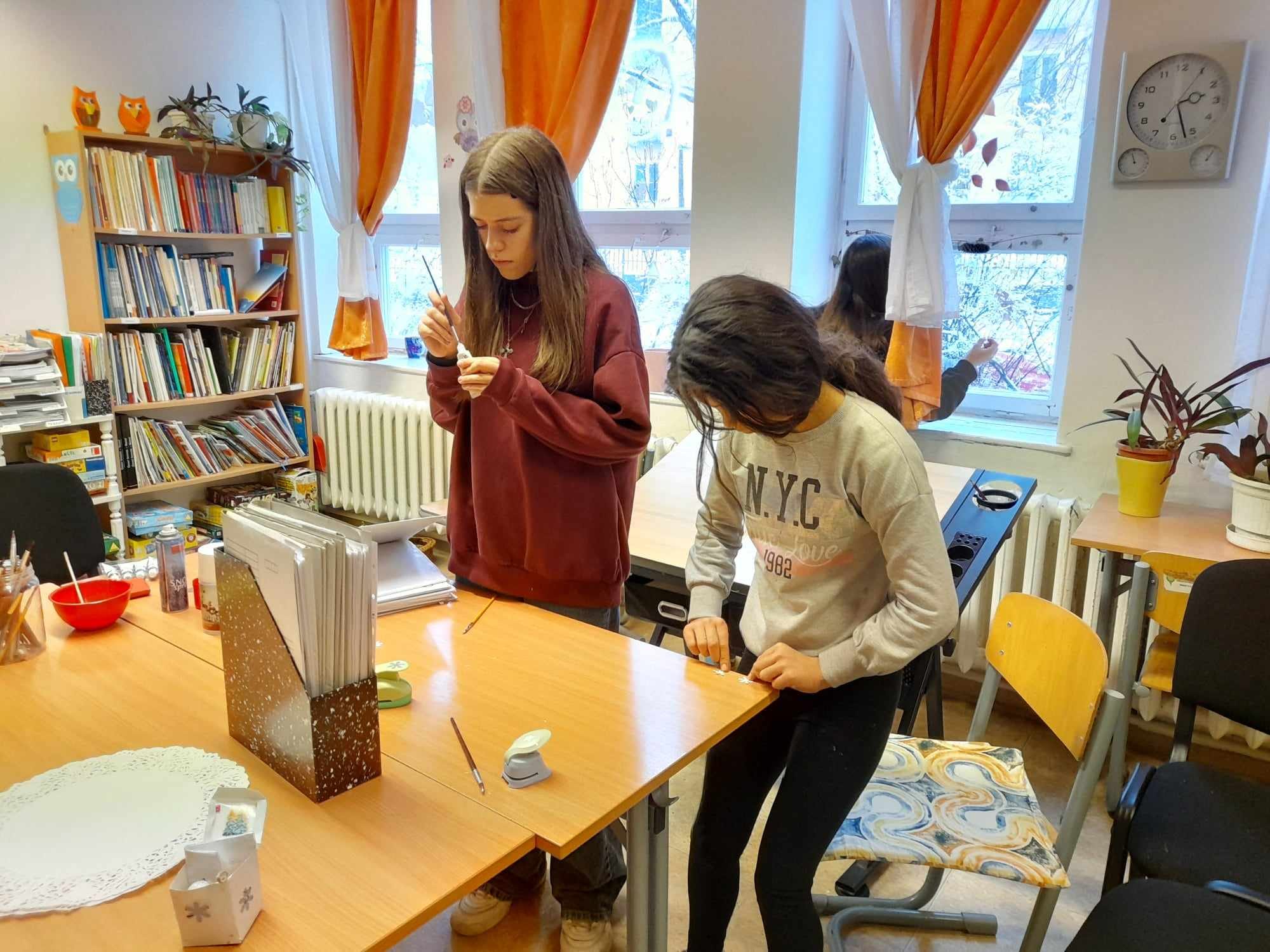 Mikul&aacute;s &uuml;nneps&eacute;g