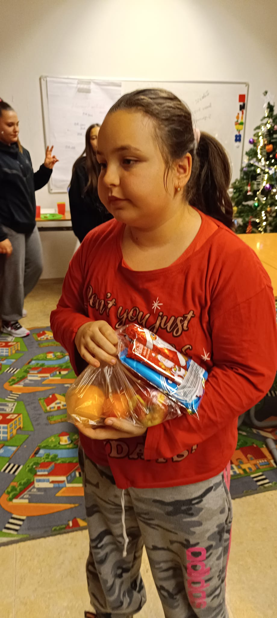 Mikul&aacute;s &uuml;nneps&eacute;g - MIOK Alap&iacute;tv&aacute;ny P&eacute;cs 