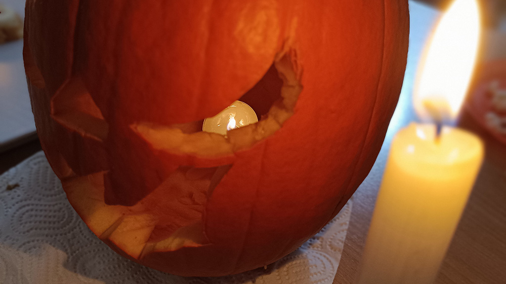 Mindenszentek &eacute;s Halloween